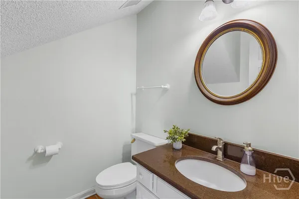 $565,000 | 8 Chestley Place, Savannah, GA 31406