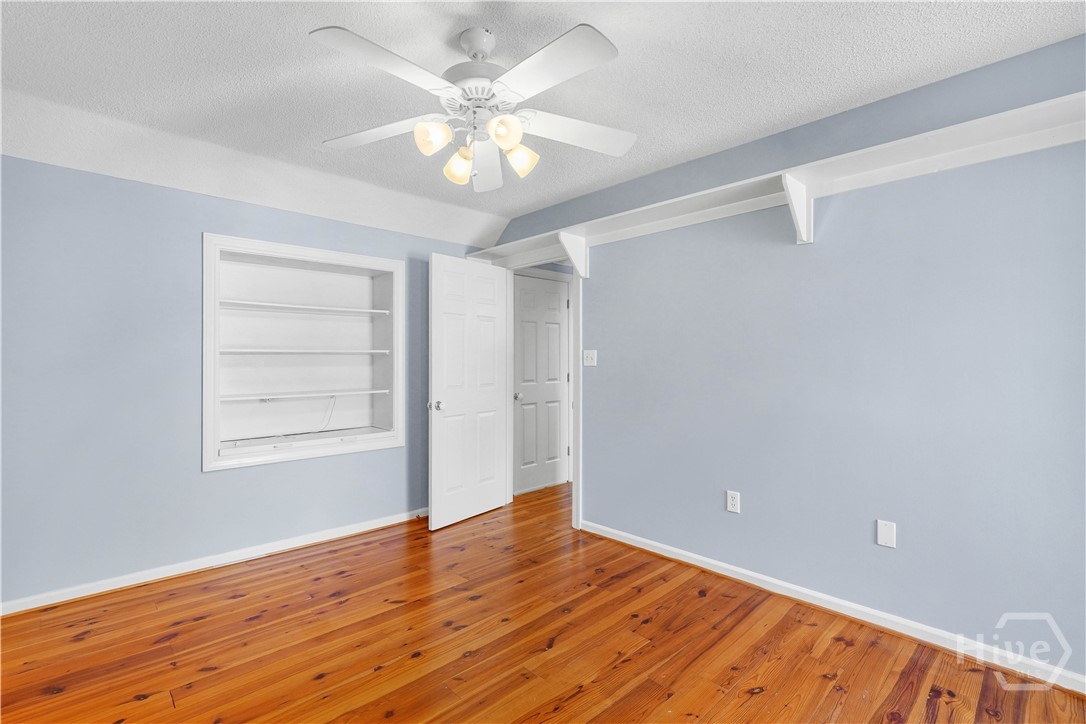 8 Chestley Place Savannah, GA 31406 - Photo 44 of 64 Built in has shelf that slides out to a desk