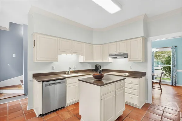 $565,000 | 8 Chestley Place, Savannah, GA 31406