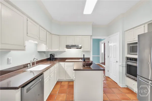 $565,000 | 8 Chestley Place, Savannah, GA 31406