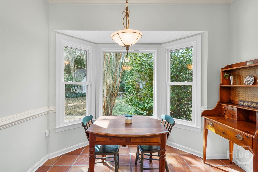 8 Chestley Place Savannah, GA 31406 - Photo 53 of 64 Breakfast area