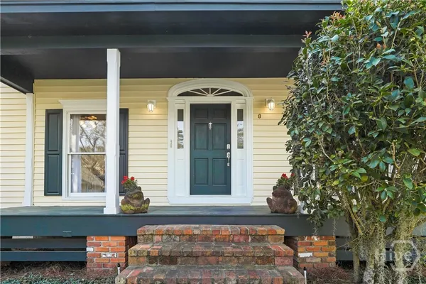 $565,000 | 8 Chestley Place, Savannah, GA 31406