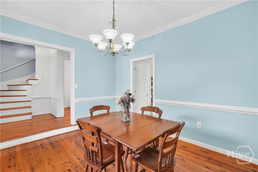 8 Chestley Place Savannah, GA 31406 - Photo 10 of 64 Dining room