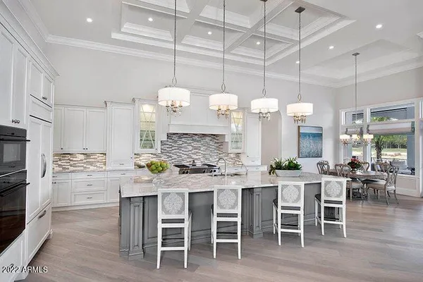 $2,895,000 | 18 East Heron Place, St. David, AZ 85630