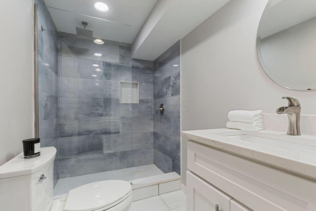 7675 Schleppi Road Westerville, OH 43081 - Photo 34 of 42 Lower Level Full Bathroom