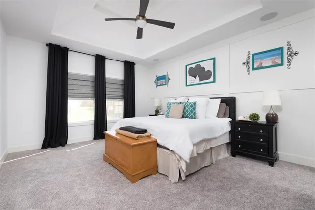 $600,000 | 521 Northeast Hidden View Lane, Lee's Summit, MO 64086