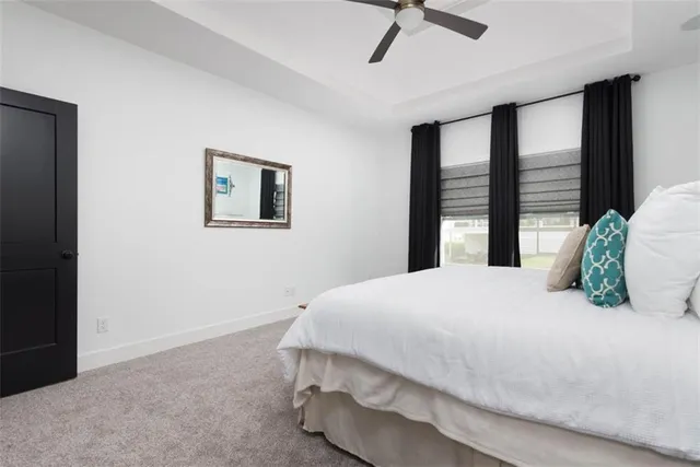 $600,000 | 521 Northeast Hidden View Lane, Lee's Summit, MO 64086