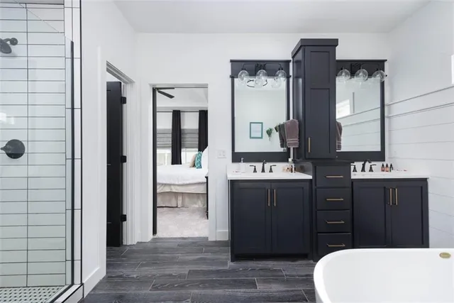 $600,000 | 521 Northeast Hidden View Lane, Lee's Summit, MO 64086