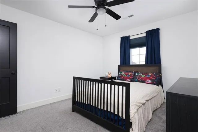 $600,000 | 521 Northeast Hidden View Lane, Lee's Summit, MO 64086