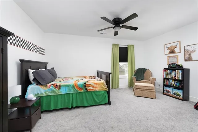 $600,000 | 521 Northeast Hidden View Lane, Lee's Summit, MO 64086