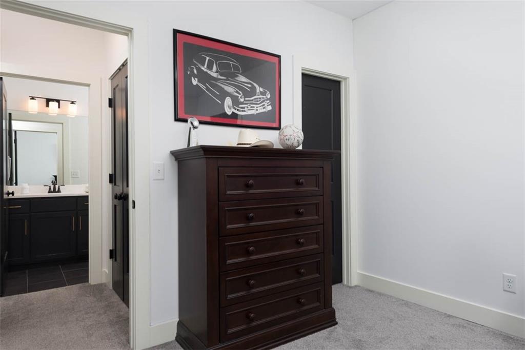 521 Northeast Hidden View Lane Lee's Summit, MO 64086 - Photo 49 of 64