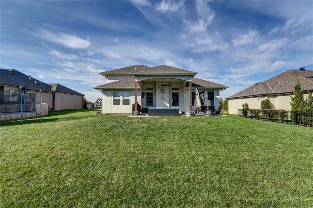 521 Northeast Hidden View Lane Lee's Summit, MO 64086 - Photo 57 of 64