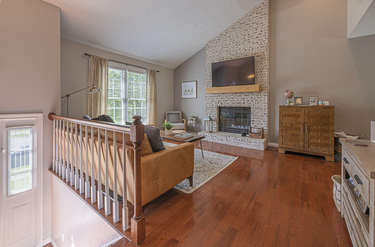 3944 Boston Road Lexington, KY 40514 - Photo 5 of 24 living room-3