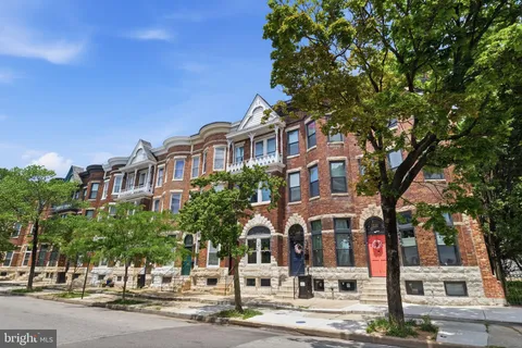 $325,000 | 446 East 22nd Street, Baltimore, MD 21218