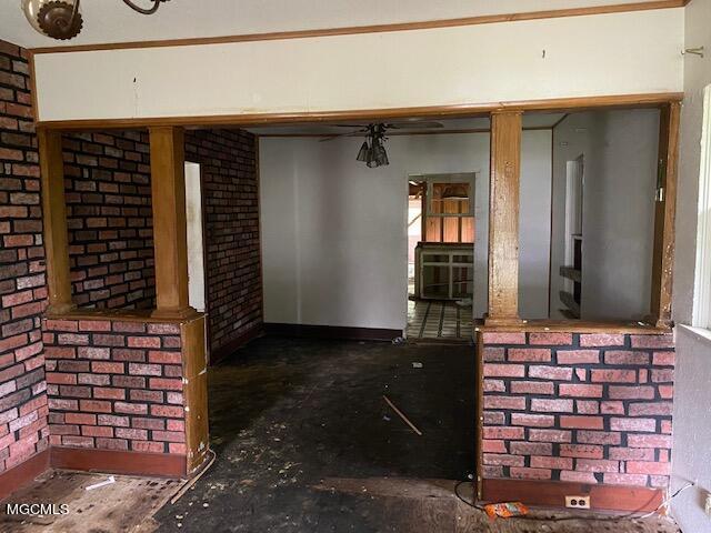 923 Riley Avenue Gulfport, MS 39507 - Photo 4 of 12 IMG_1289