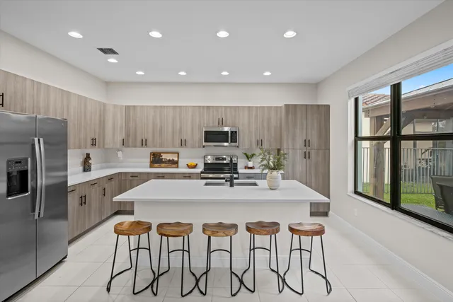 $520,500 | 16264 Sandy Shore Drive, Westlake, FL 33470