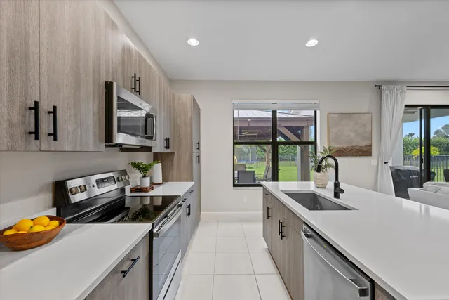 $520,500 | 16264 Sandy Shore Drive, Westlake, FL 33470