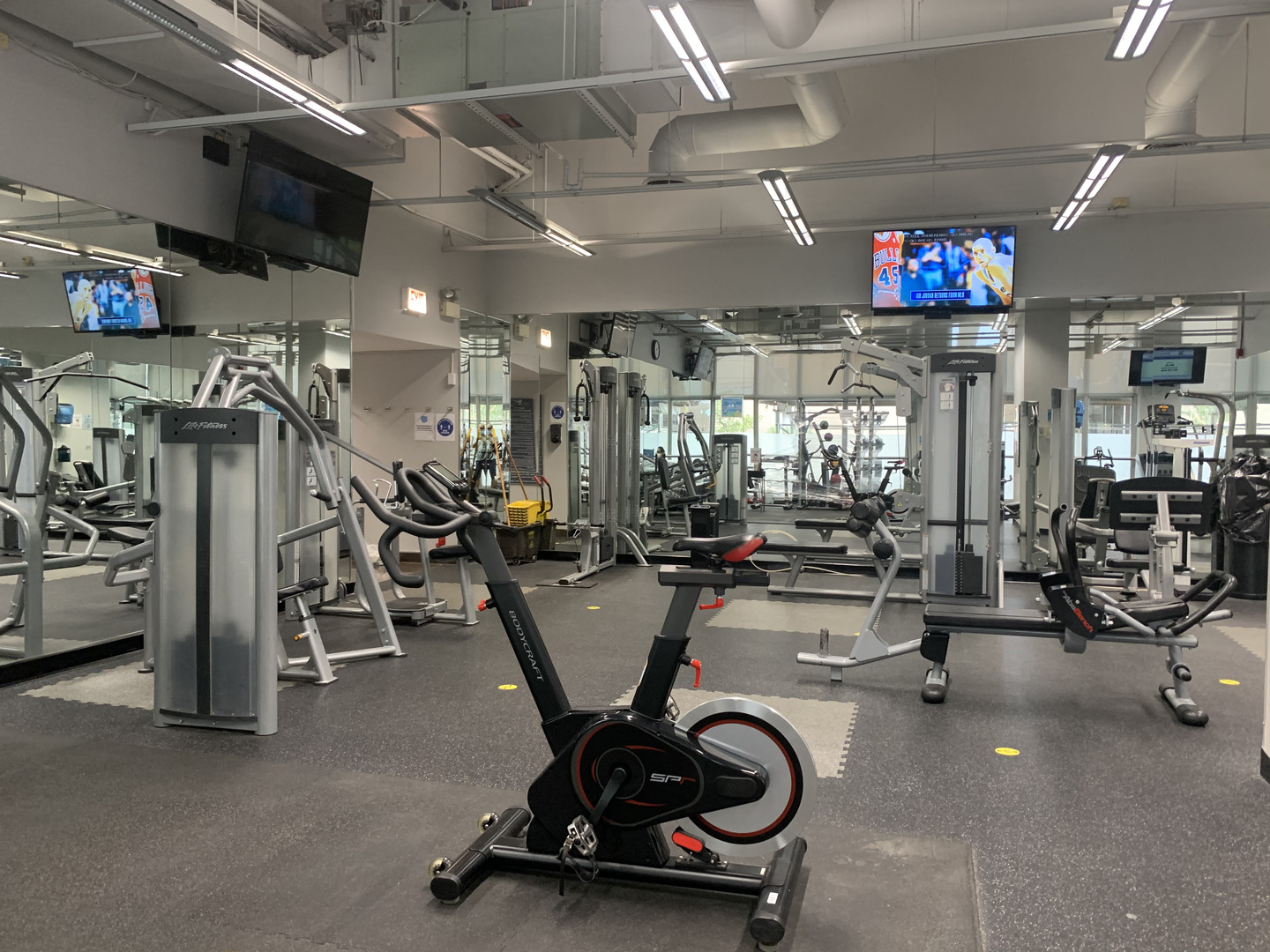 655 West Irving Park Road, Unit 1911 Chicago, IL 60613 - Photo 16 of 23