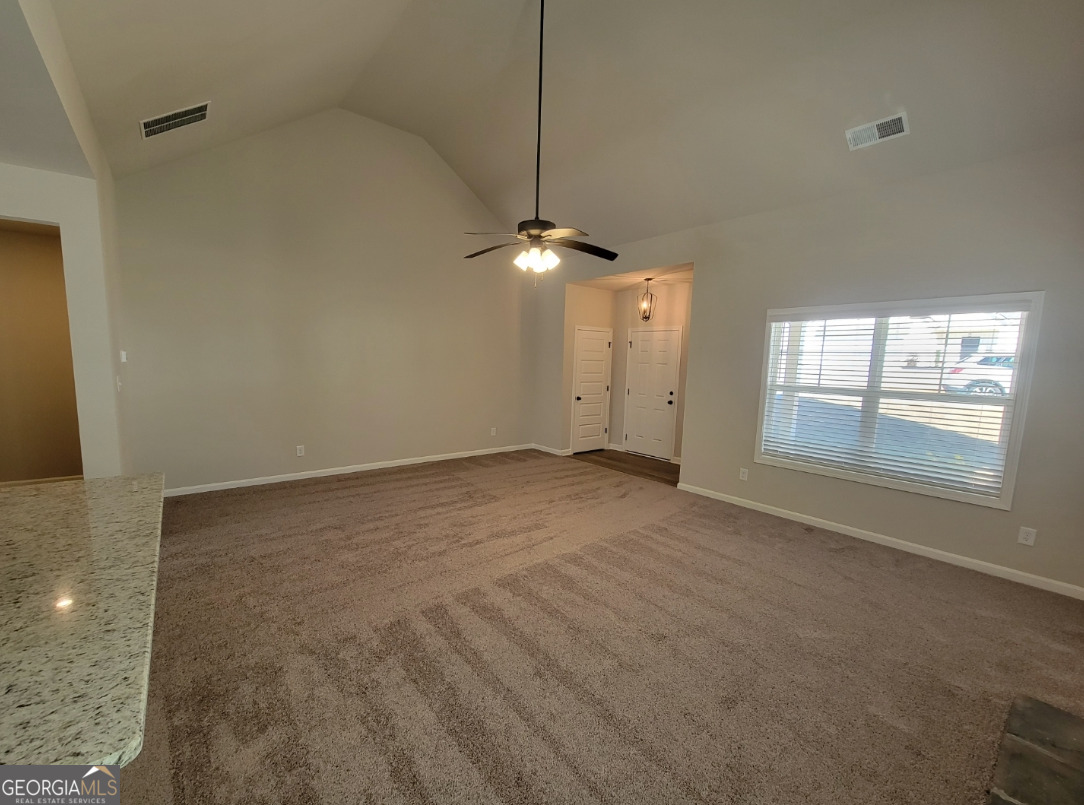 275 S Ridge Senoia, GA 30276 - Photo 9 of 37