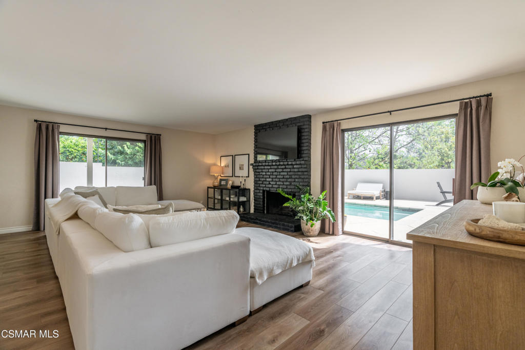 11780 Barranca Road Camarillo, CA 93012 - Photo 15 of 76