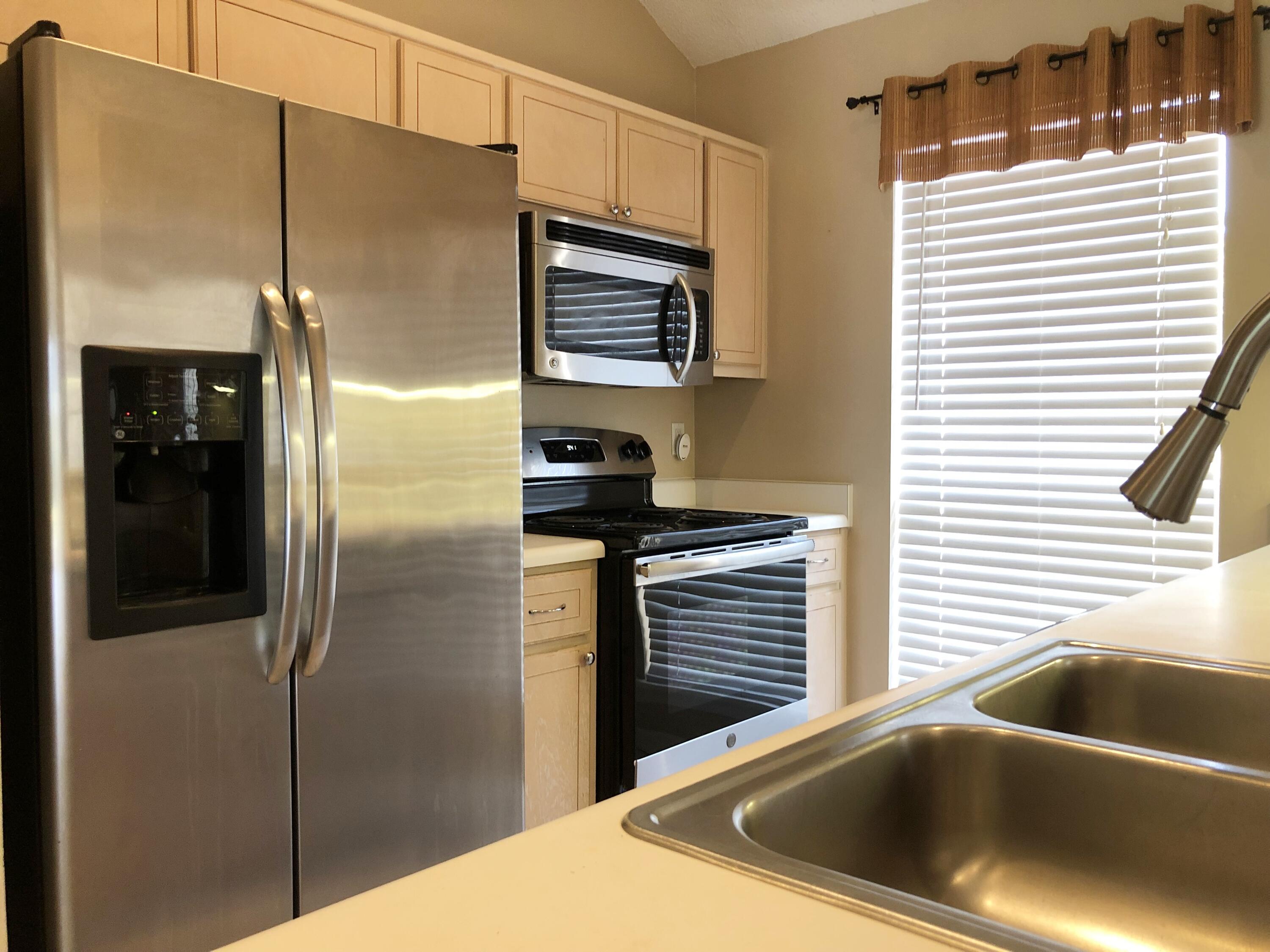 209 Vía Largo Santa Rosa Beach, FL 32459 - Photo 19 of 60 Kitchen 3