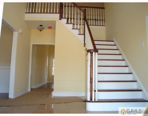 20 Ramsey Road Edison, NJ 08820 - Photo 4 of 8 Gallery Image 4
