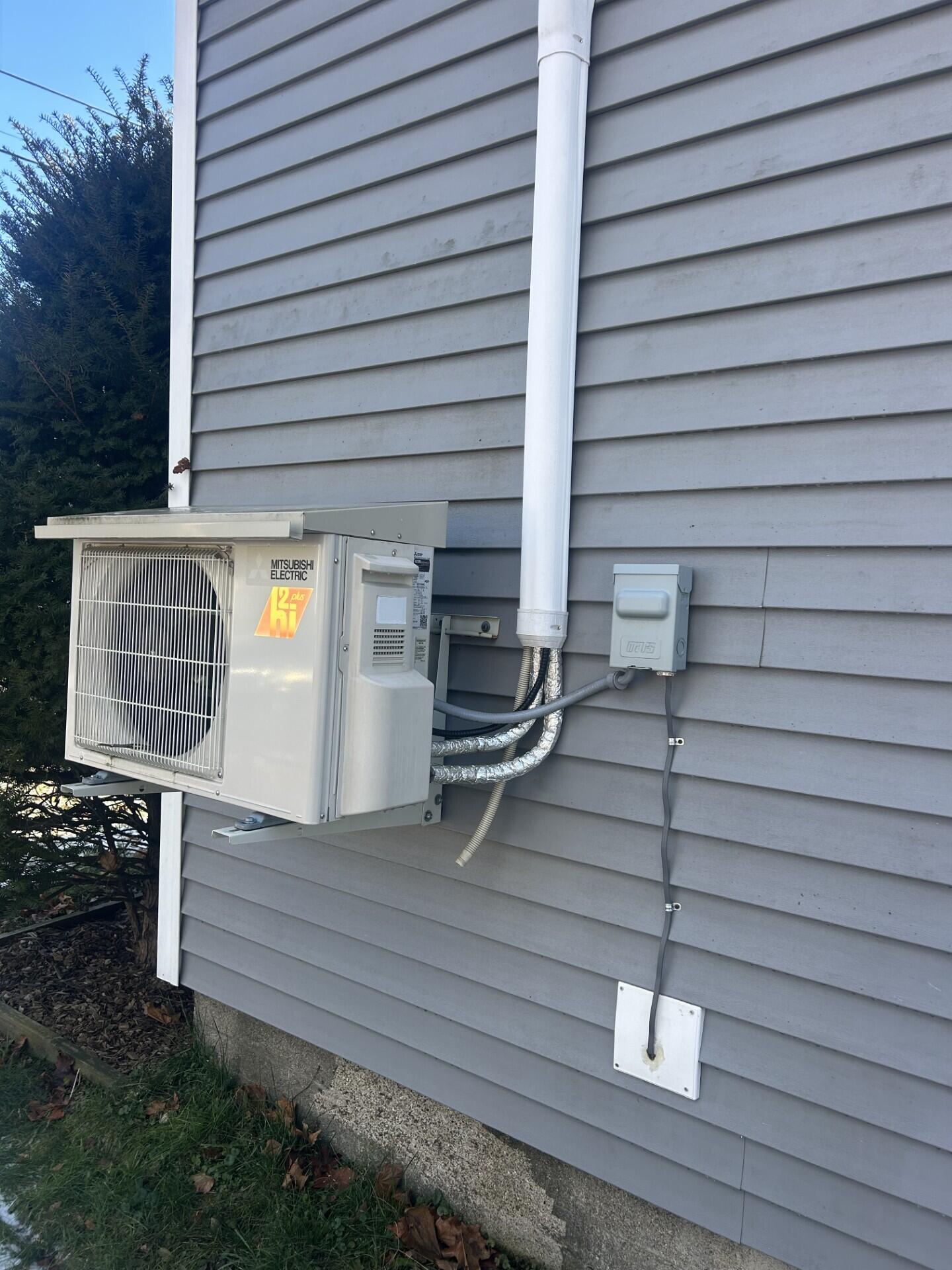 8 Bemis Street Livermore Falls, ME 04254 - Photo 5 of 23 0416 heatpump