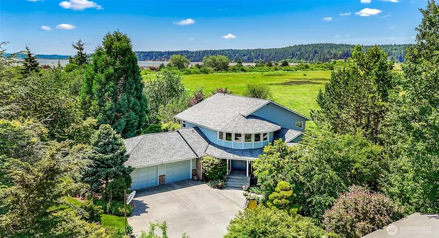 $1,325,000 | 828 Highway 532, Camano Island, WA 98282