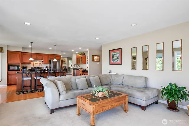 $1,325,000 | 828 Highway 532, Camano Island, WA 98282