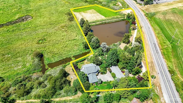 $1,325,000 | 828 Highway 532, Camano Island, WA 98282