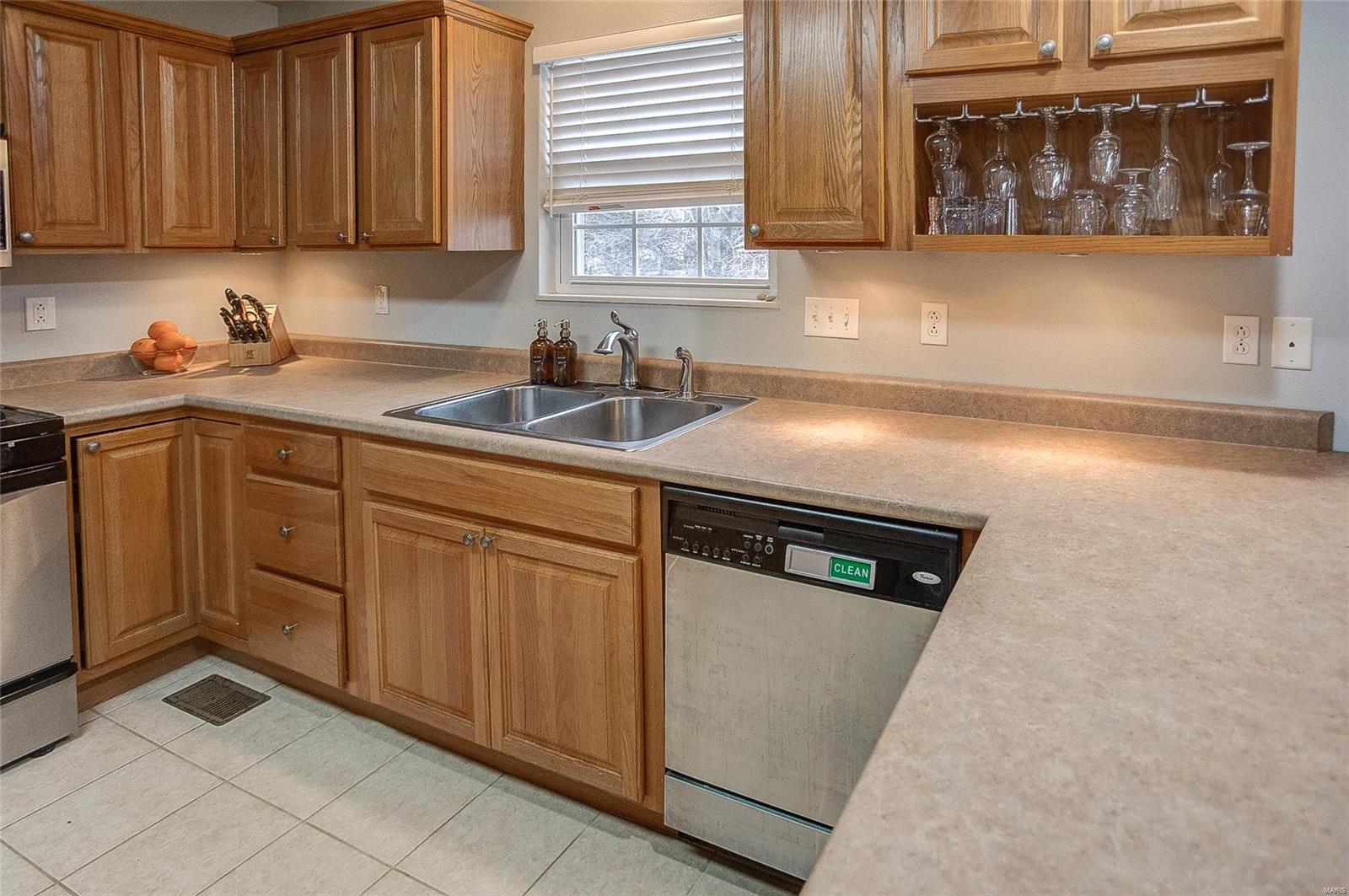 116 Starlight Drive Belleville, IL 62226 - Photo 13 of 45