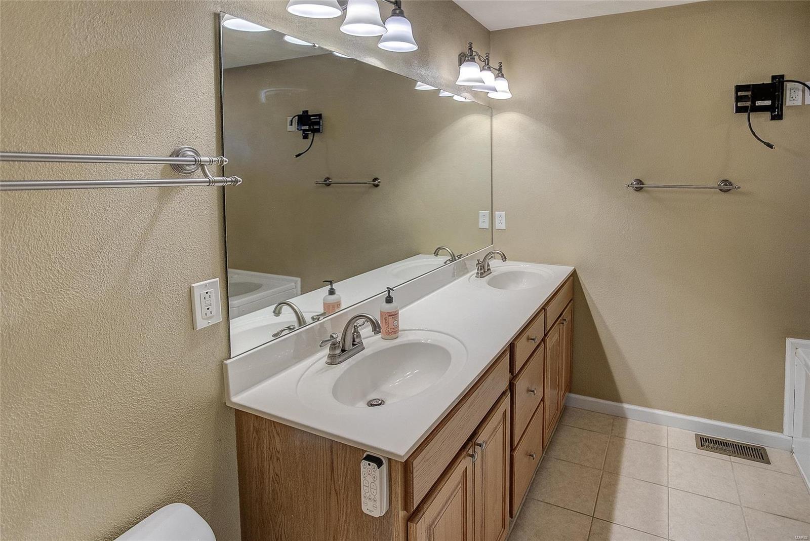 116 Starlight Drive Belleville, IL 62226 - Photo 18 of 45