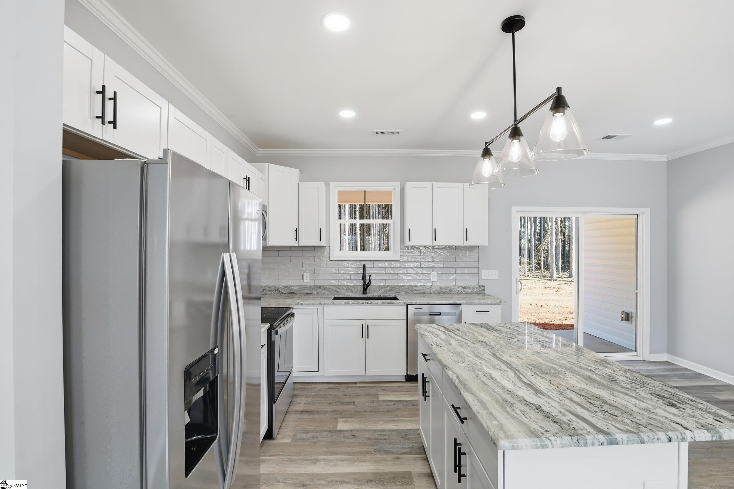 908 Beaverdam Road Williamston, SC 29697 - Photo 8 of 34