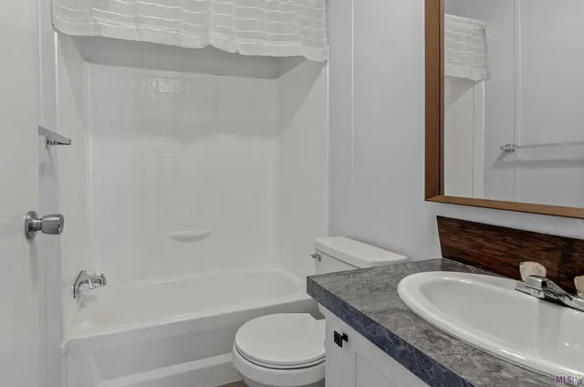 $215,000 | 16253 La Highway, Prairieville, LA 70769