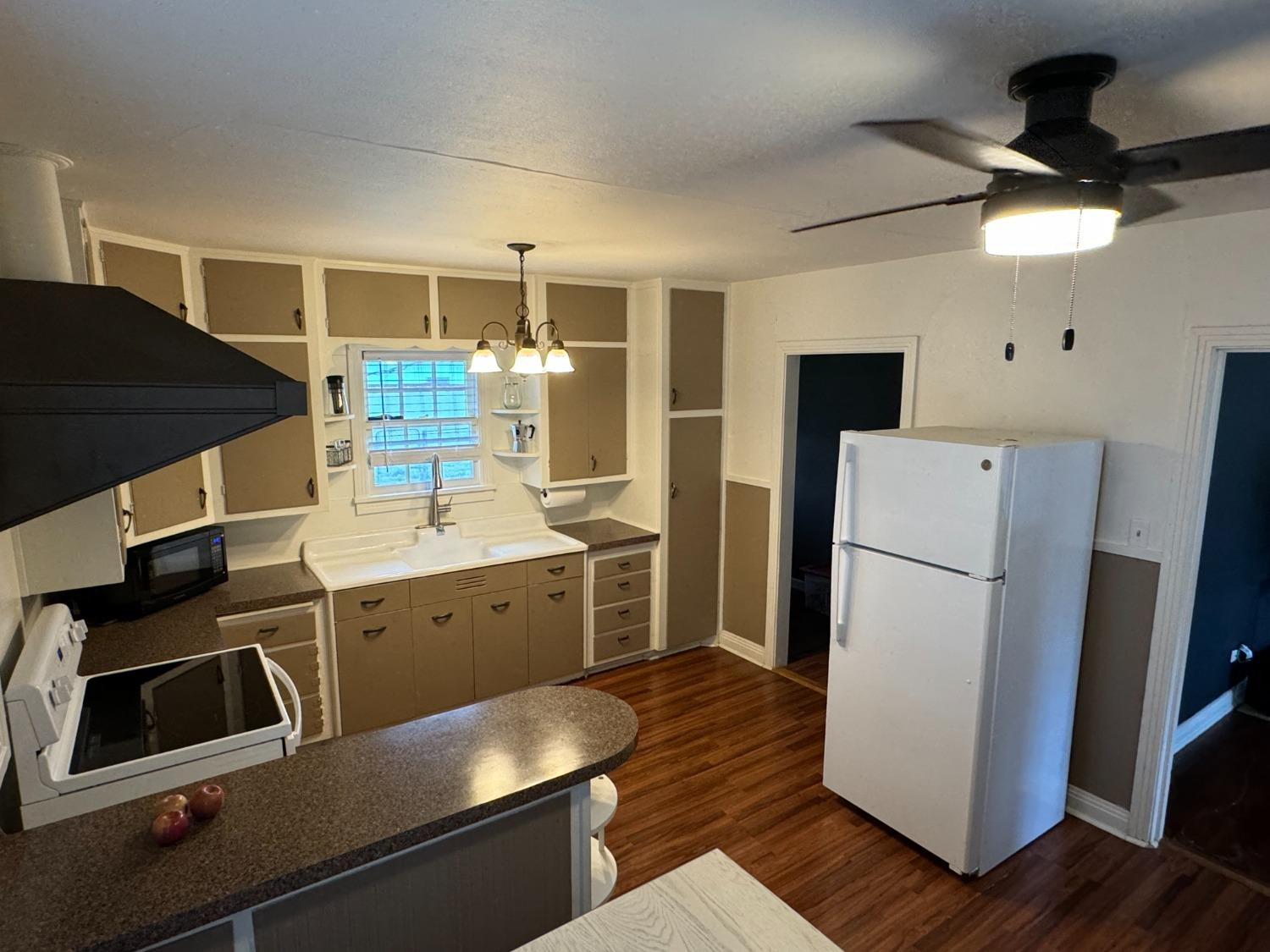 617 Southwest 2nd Street Lockney, TX 79241 - Photo 8 of 24 Photo 8
