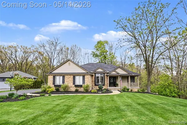 $695,000 | 1263 Victoria Lane, Fenton, MI 48430
