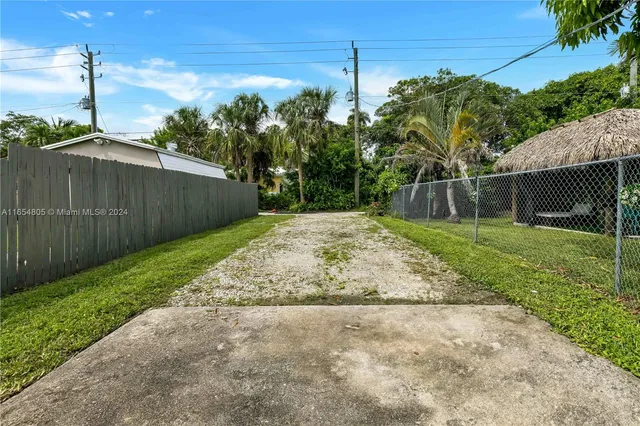 $618,995 | 1539 Funston Street, Hollywood, FL 33020