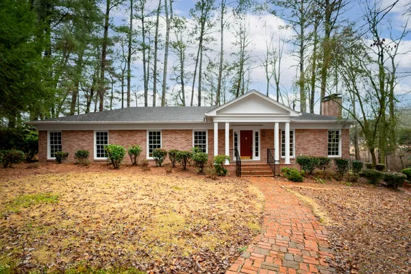 $414,900 | 302 Brookwood Lane, LaFayette, GA 30728
