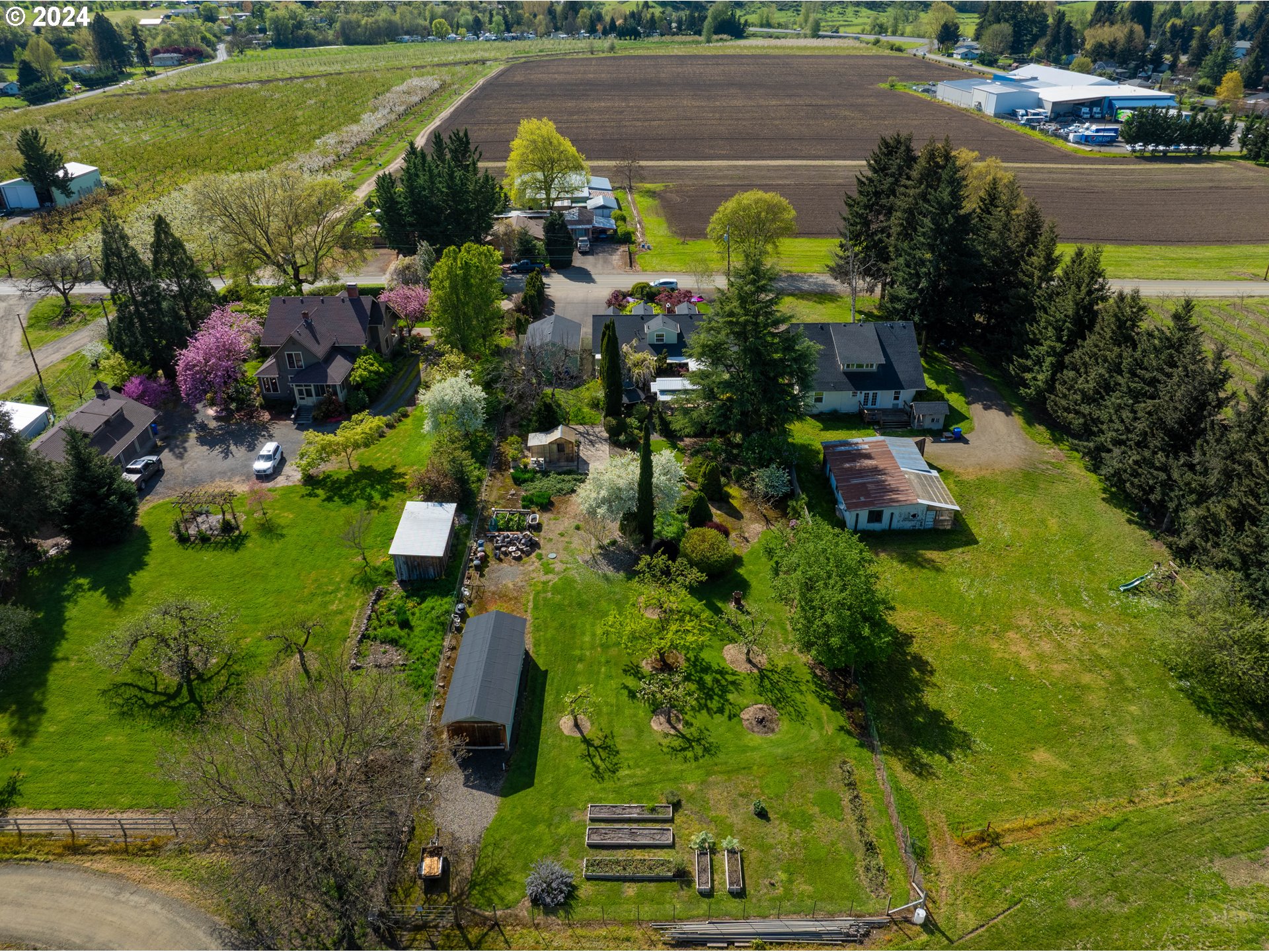 482 Winston Section Road Winston, OR 97496 - Photo 22 of 43 Gallery Image 22
