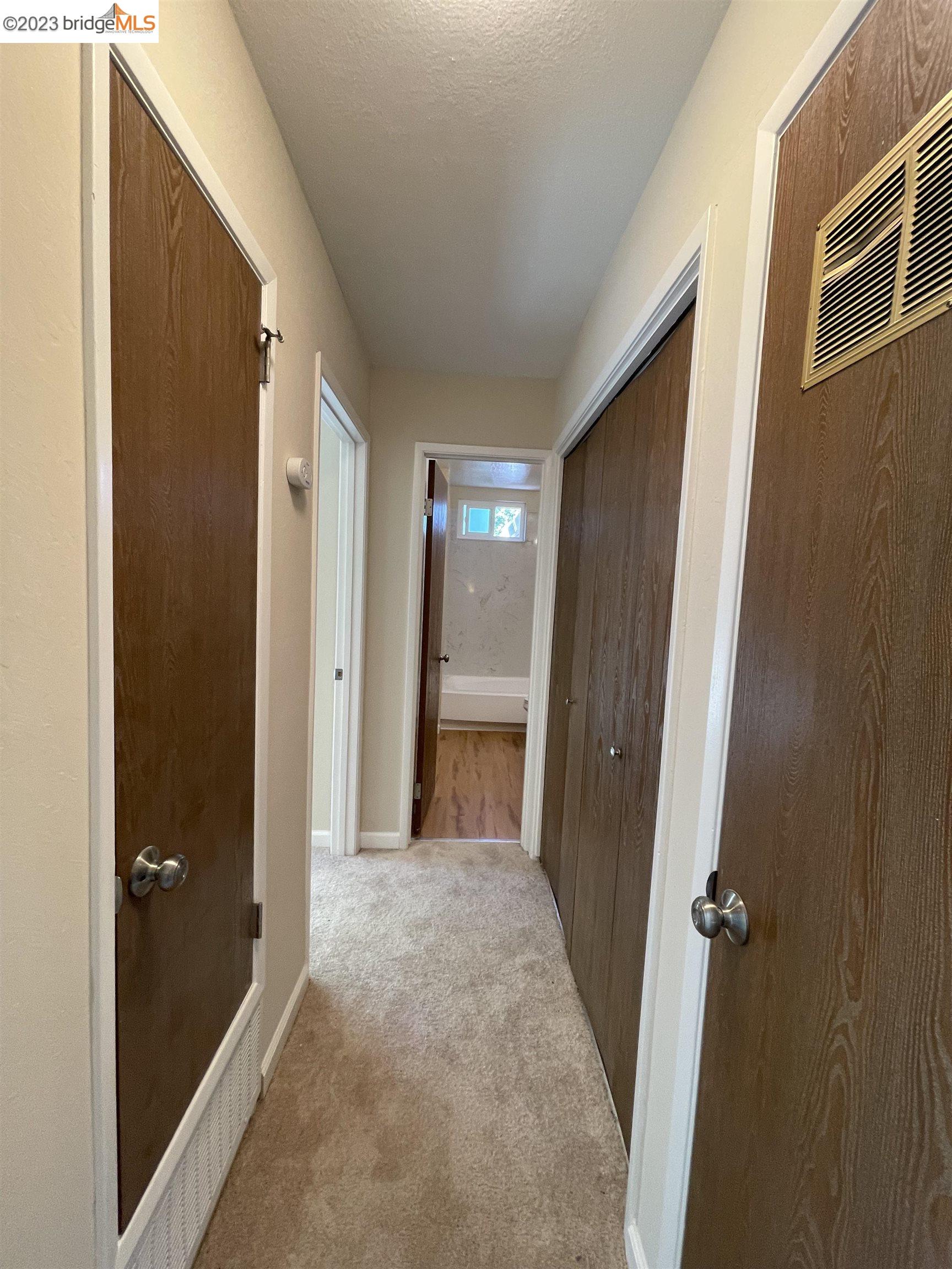 3901 Clayton Road, Unit 57 Concord, CA 94521 - Photo 24 of 40 a view of a hallway