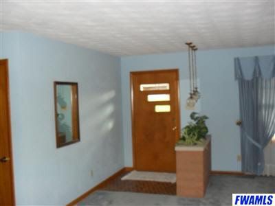 2215 Maples Road Fort Wayne, IN 46816 - Photo 9 of 28