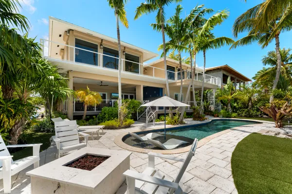 $5,000,000 | 171 Kahiki Drive, Tavernier, FL 33070
