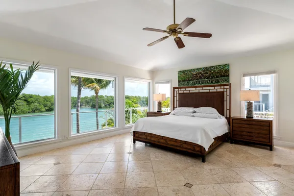 $5,000,000 | 171 Kahiki Drive, Tavernier, FL 33070