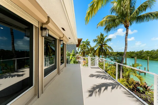 $5,000,000 | 171 Kahiki Drive, Tavernier, FL 33070