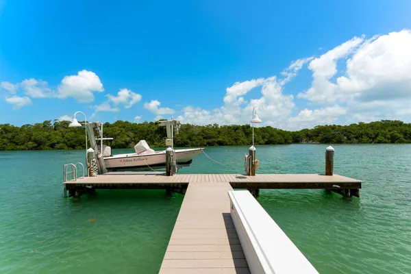 $5,000,000 | 171 Kahiki Drive, Tavernier, FL 33070