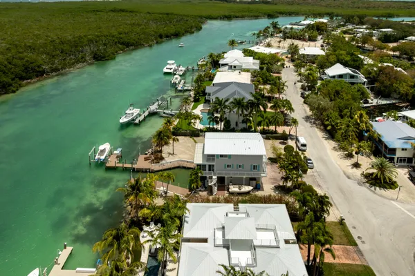 $5,000,000 | 171 Kahiki Drive, Tavernier, FL 33070