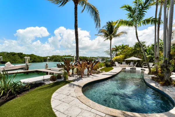 $5,000,000 | 171 Kahiki Drive, Tavernier, FL 33070