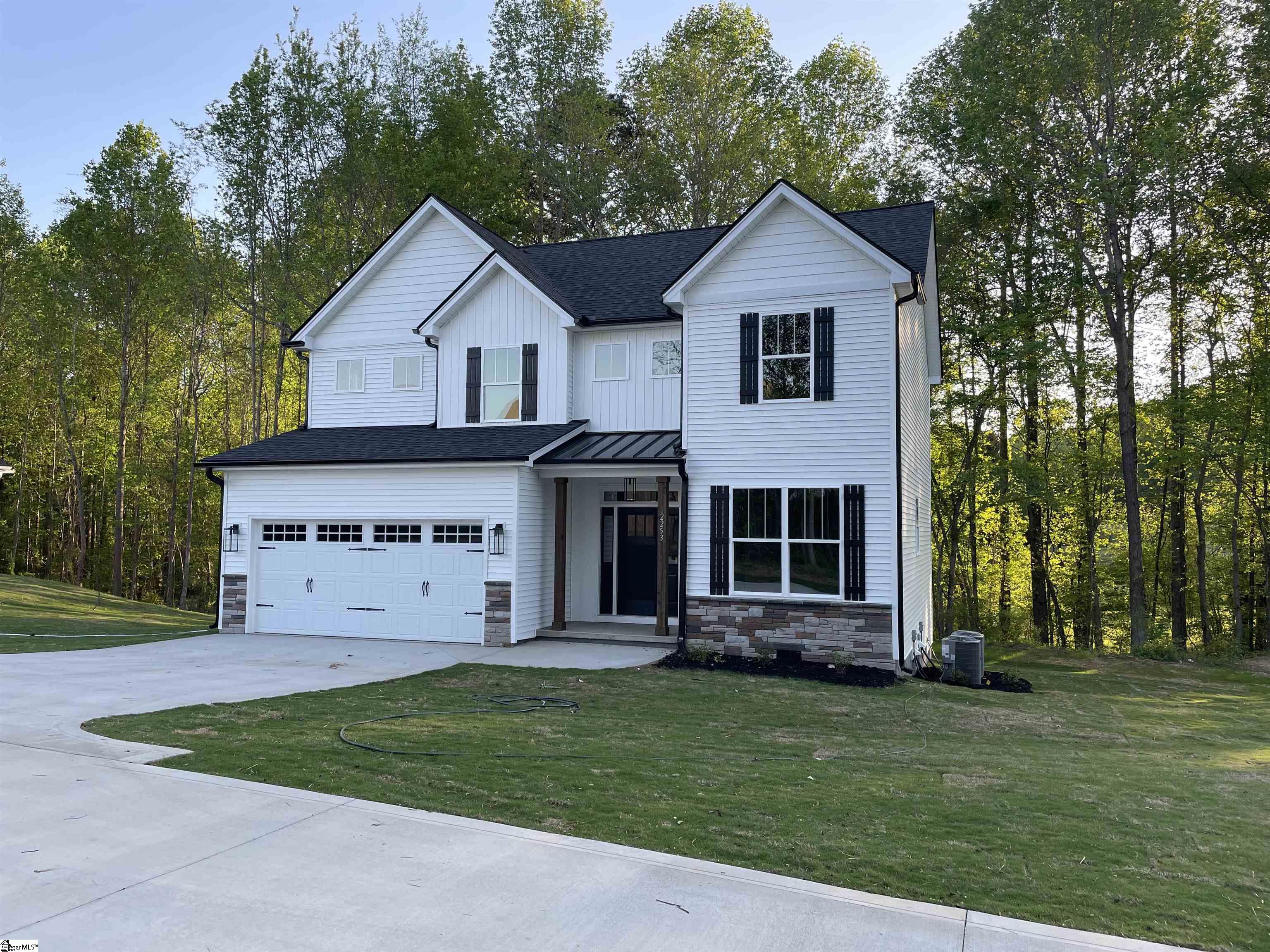 2253 Fews Chapel Road Greer, SC 29651 - Photo 3 of 27