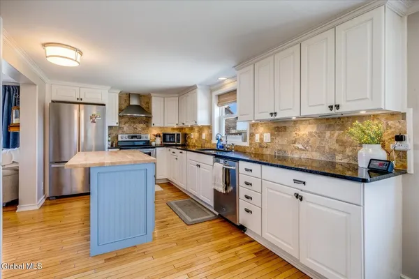 $634,900 | 344 Fortsville Road, Moreau, NY 12831