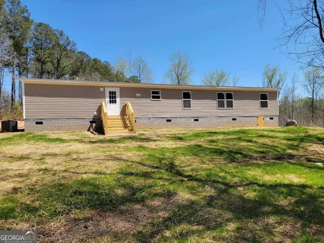 $1,800 | 5012 N Highway, Newnan, GA 30265